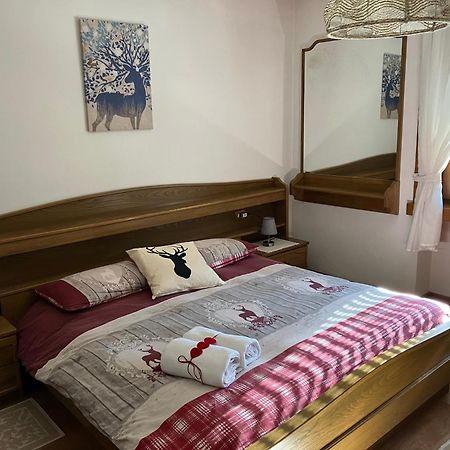 Affittacamere Iragidor Cortina dʼAmpezzo Exterior foto