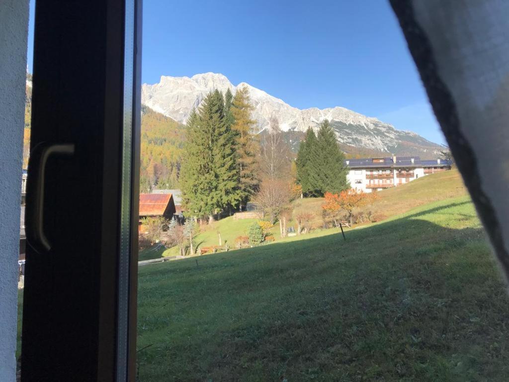 Affittacamere Iragidor Cortina dʼAmpezzo Exterior foto