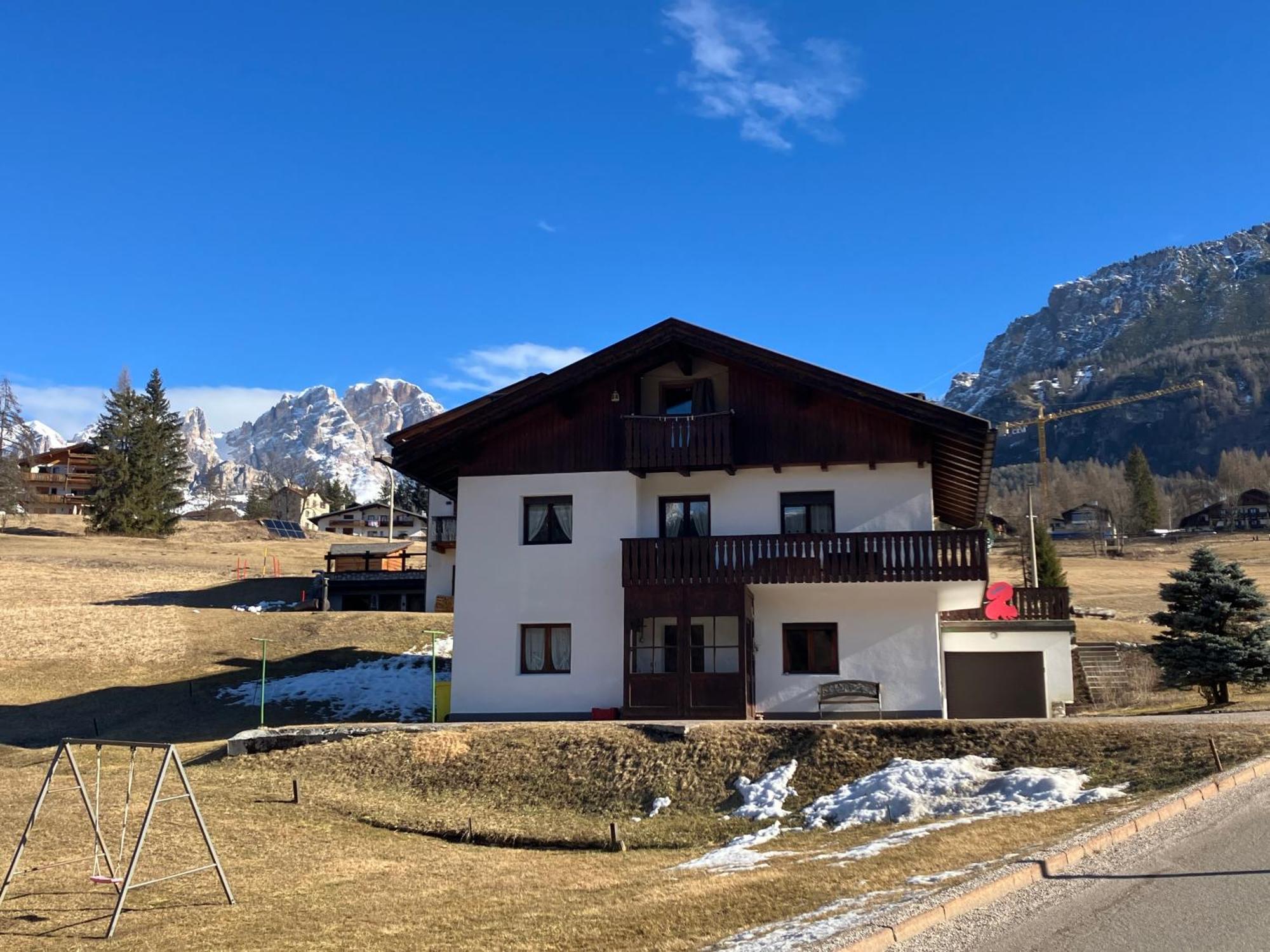 Affittacamere Iragidor Cortina dʼAmpezzo Exterior foto