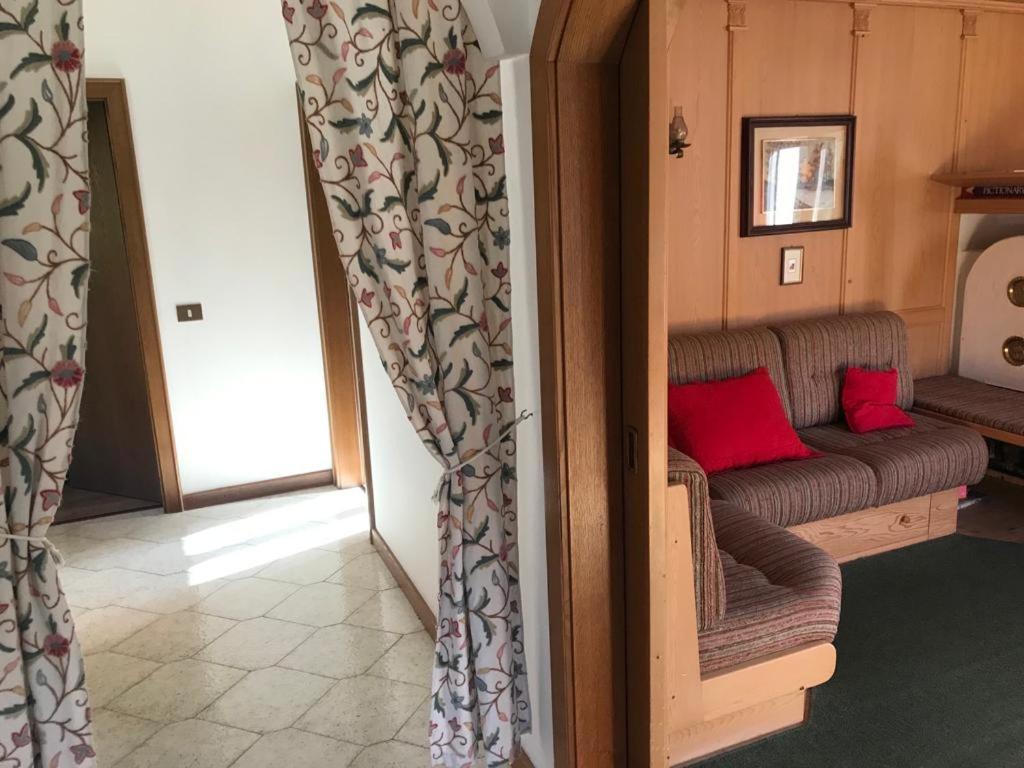 Affittacamere Iragidor Cortina dʼAmpezzo Habitación foto