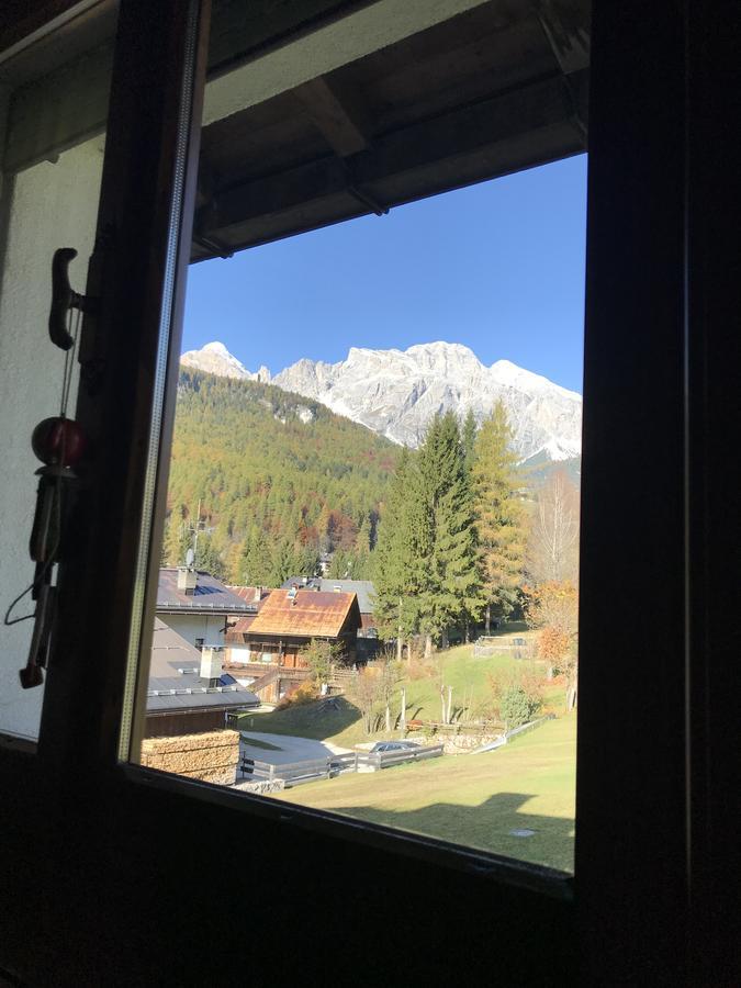 Affittacamere Iragidor Cortina dʼAmpezzo Exterior foto